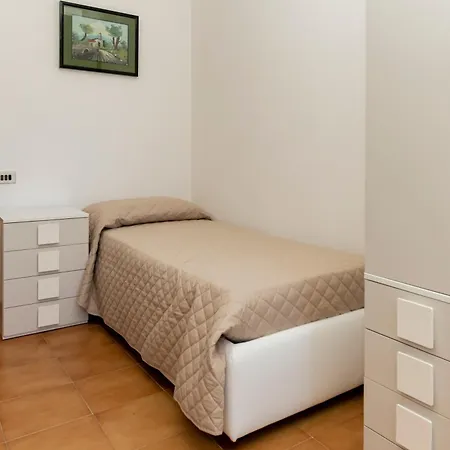 Apartment Core Presciatu *